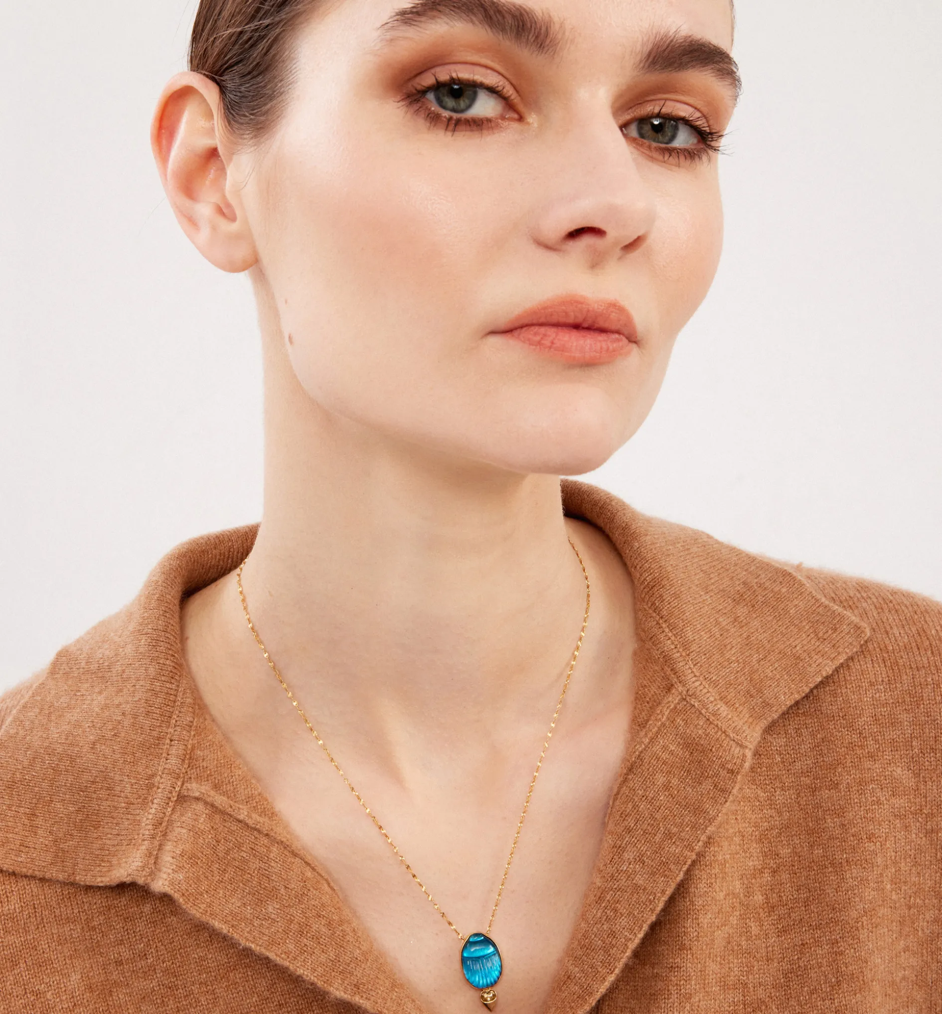 Big Luna necklace with brown diamond