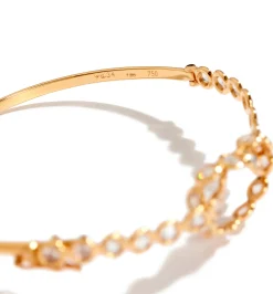 Knot bangle