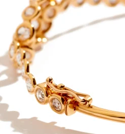 Knot bangle