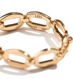 Oval chain ring