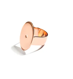 Oval ring